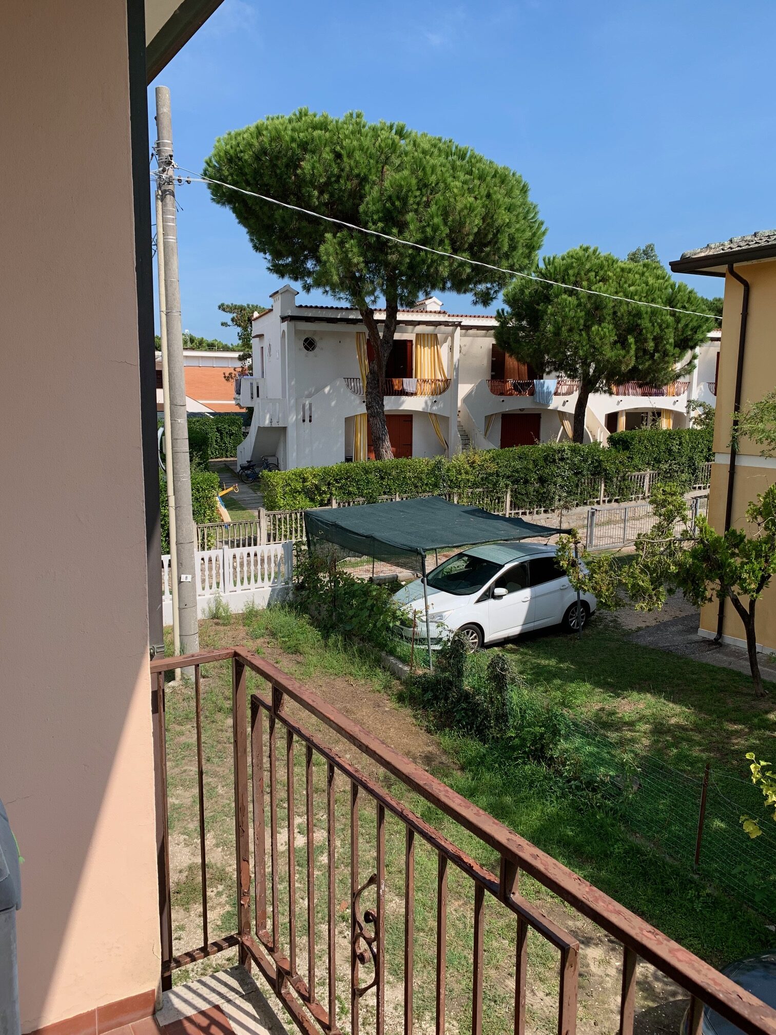 Dal terrazzo senti il rumore del mare